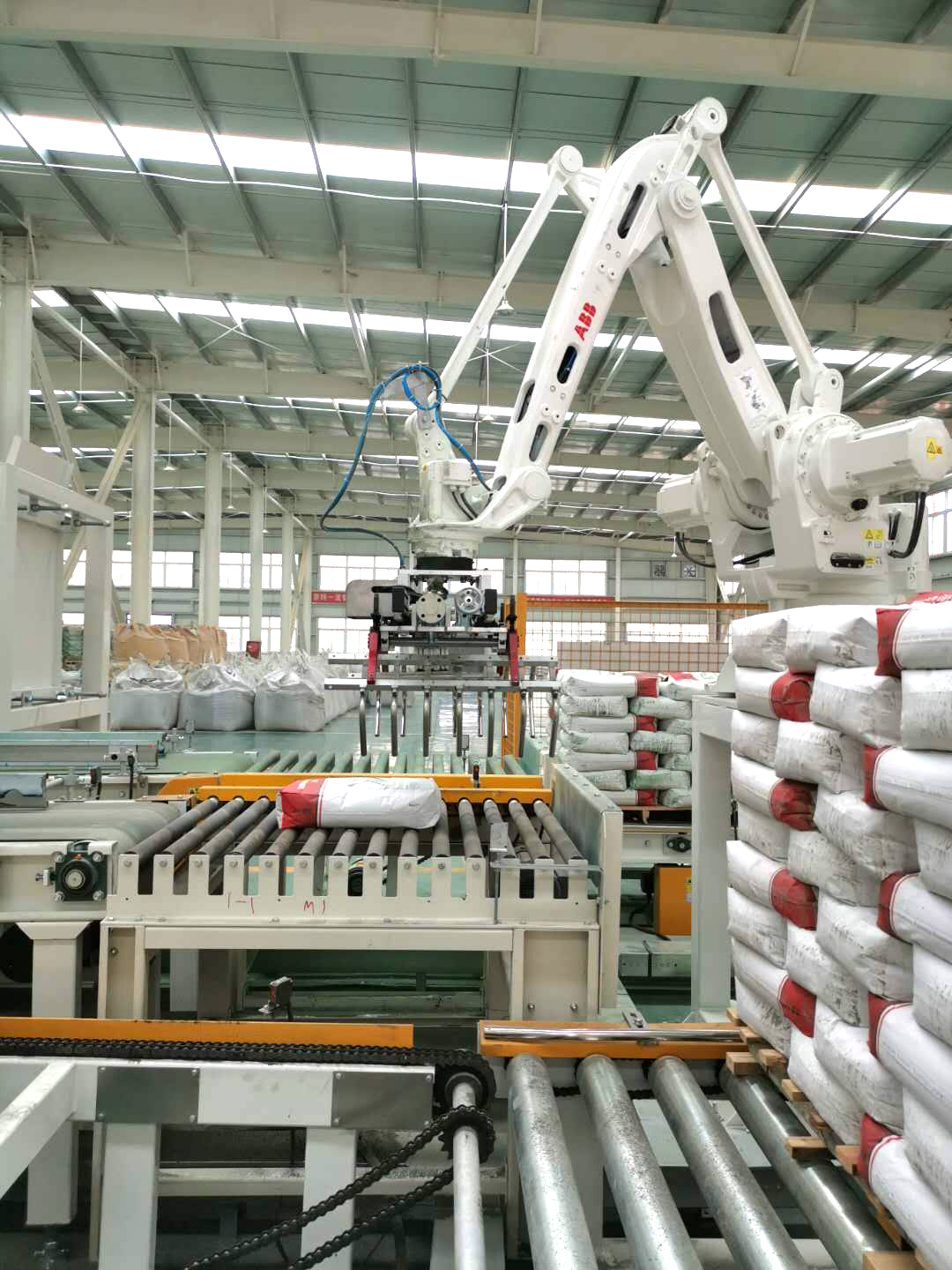 ?大廣金剛砂地坪材料  新鄉自動(dòng)化工廠(chǎng)！